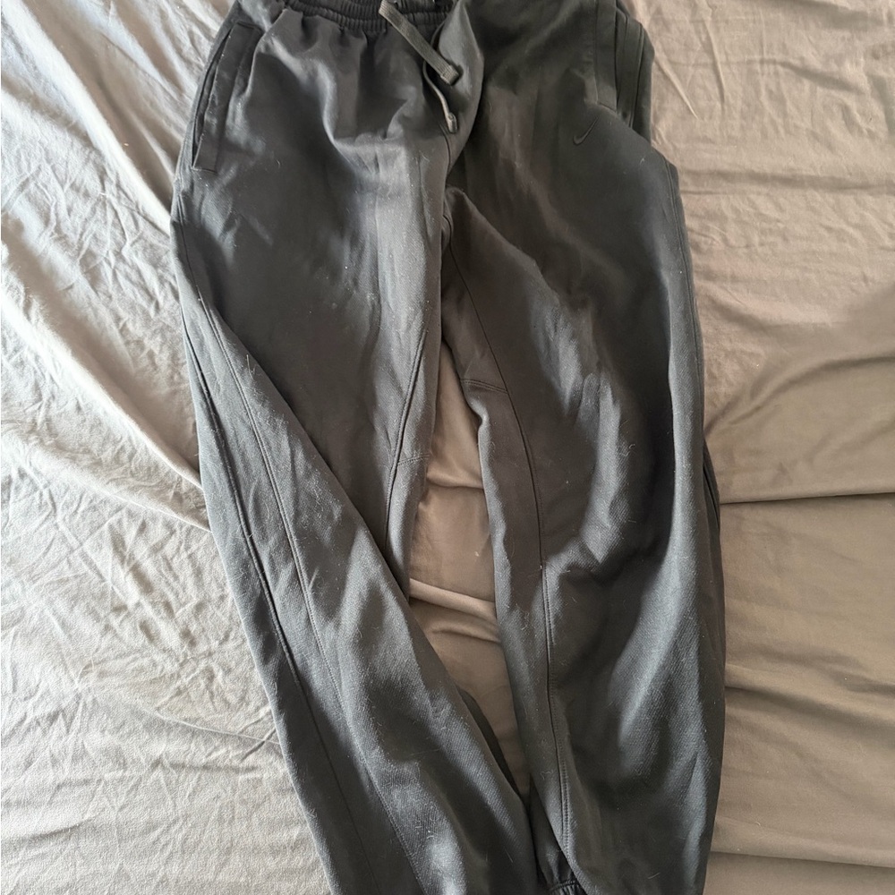 Nike Black Men's Size Large Dri Fit Joggers Work Out Pants